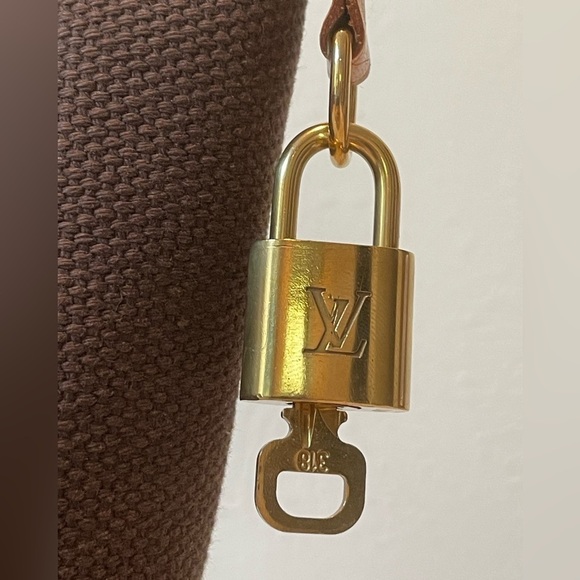 Louis Vuitton Antigua Cabas Brun Canvas Inventeur Tote w/ Lock and Key/Poignet - Picture 6 of 17